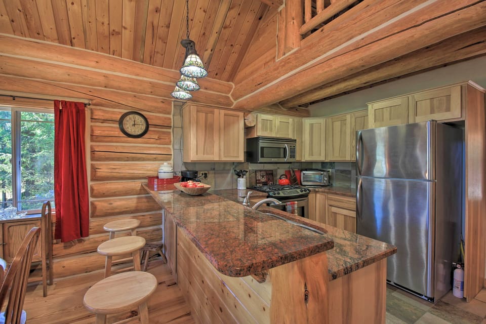 House (2 Bedrooms) | Interior