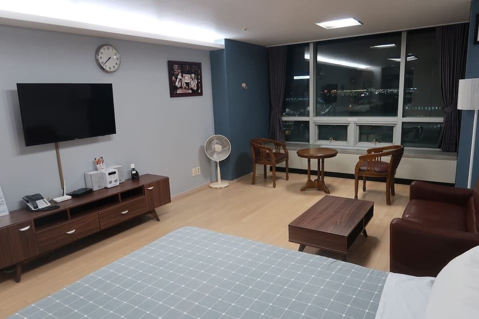 Double Room | Desk, free WiFi
