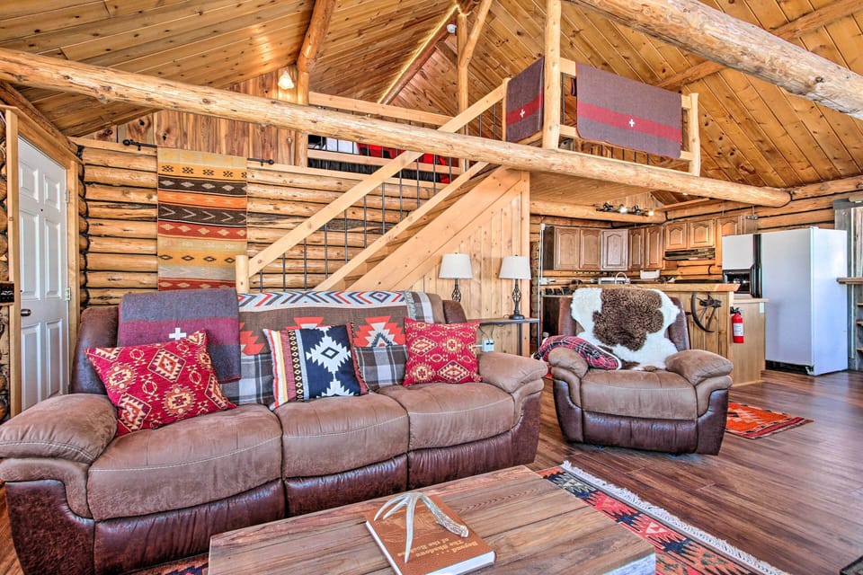 House (2 Bedrooms) | Interior