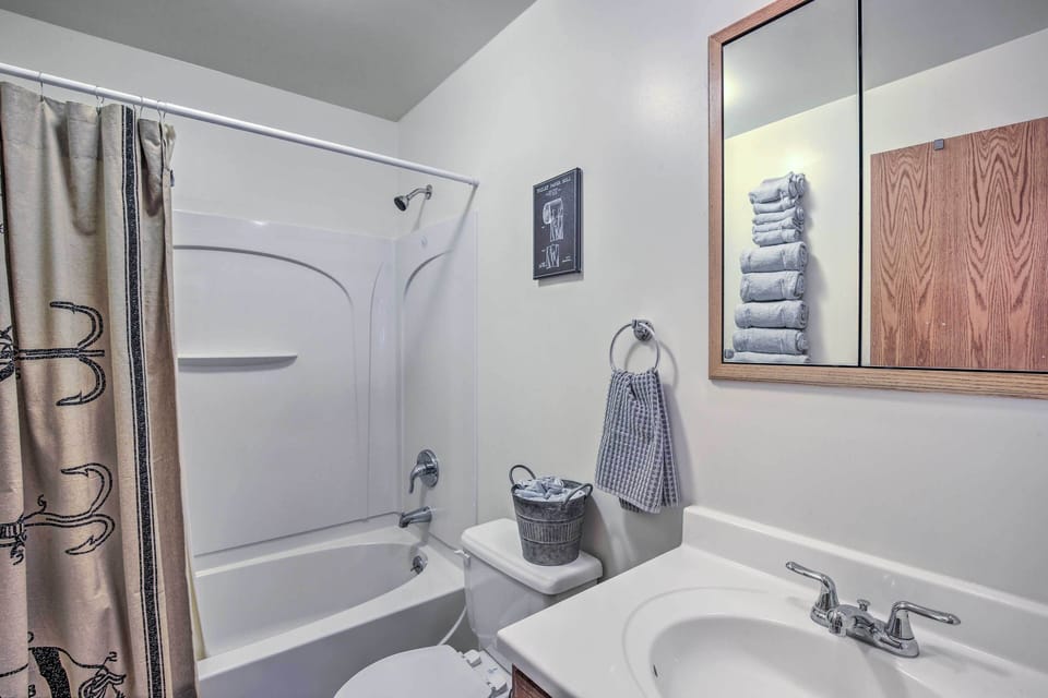 Birchwood Cottage With Red Cedar Lake Access! Cottage in Wisconsin