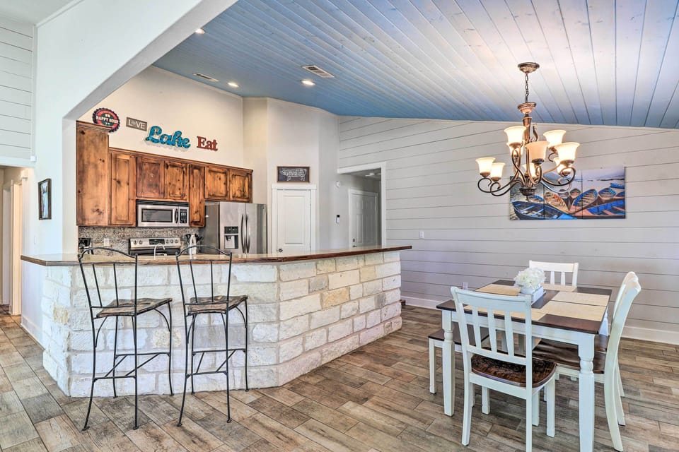 Cottage (3 Bedrooms) | Interior