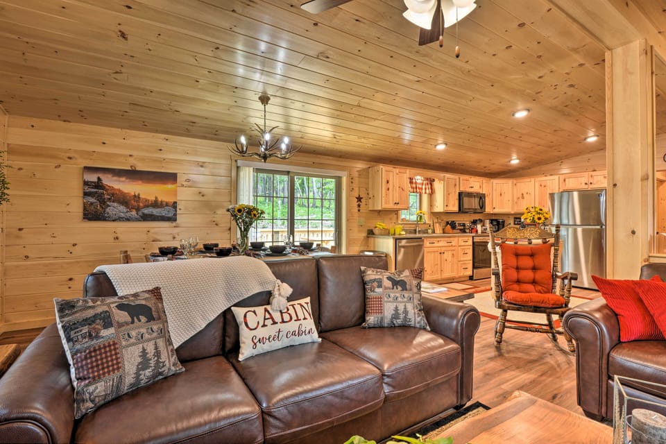House (2 Bedrooms) | Interior
