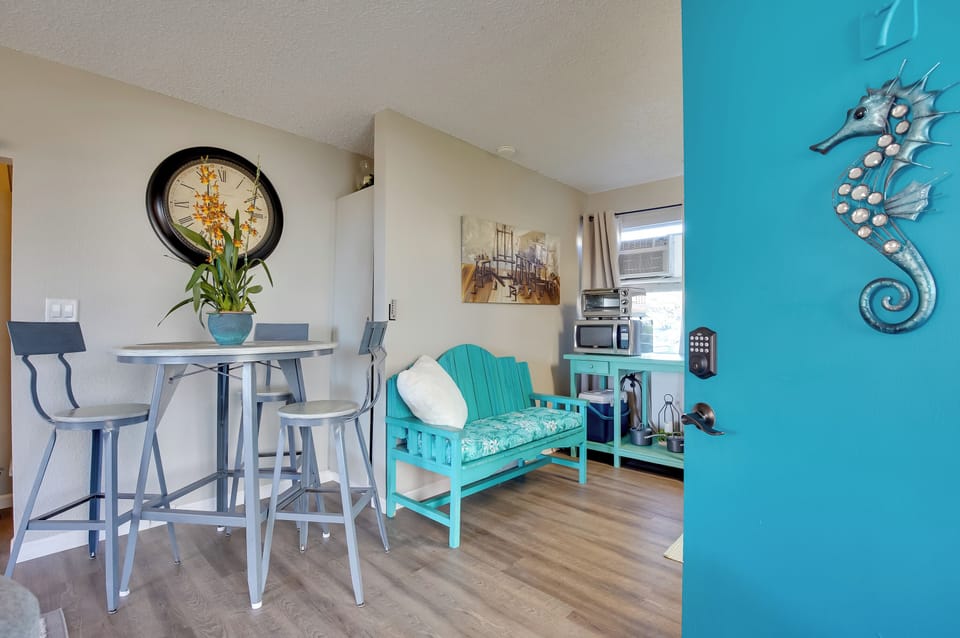 Apartment (1 Bedroom) | Interior