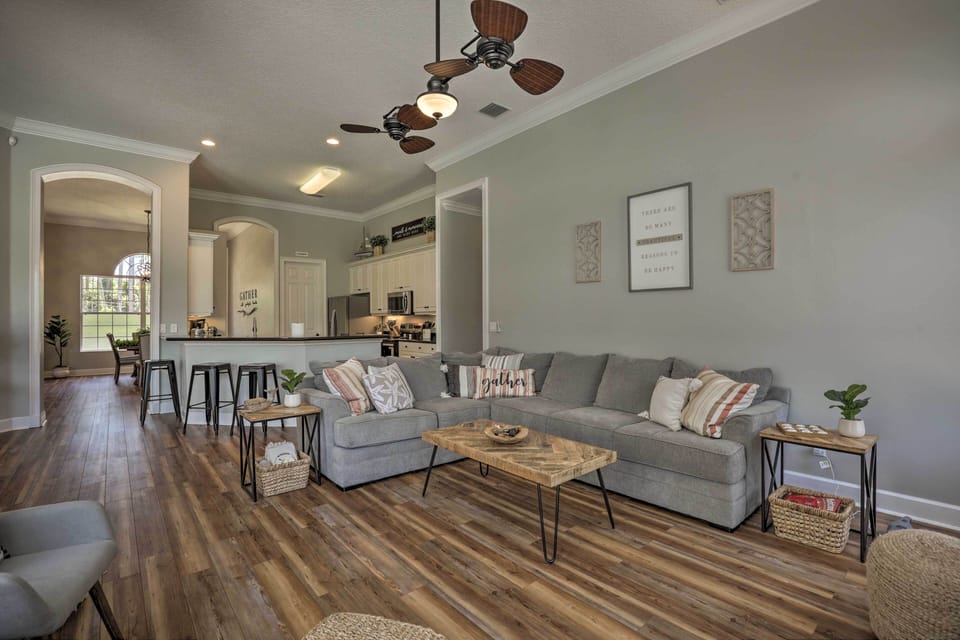House (4 Bedrooms) | Interior