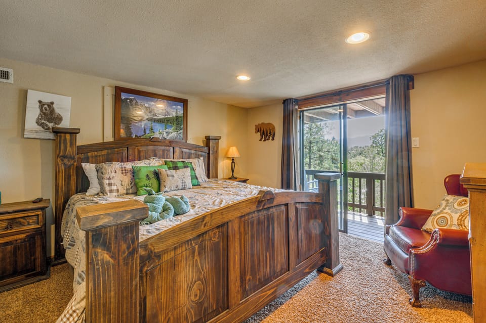 House (4 Bedrooms) | Interior