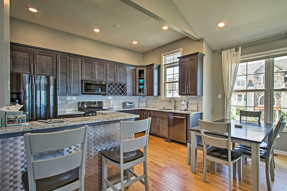 House (5 Bedrooms) | Interior