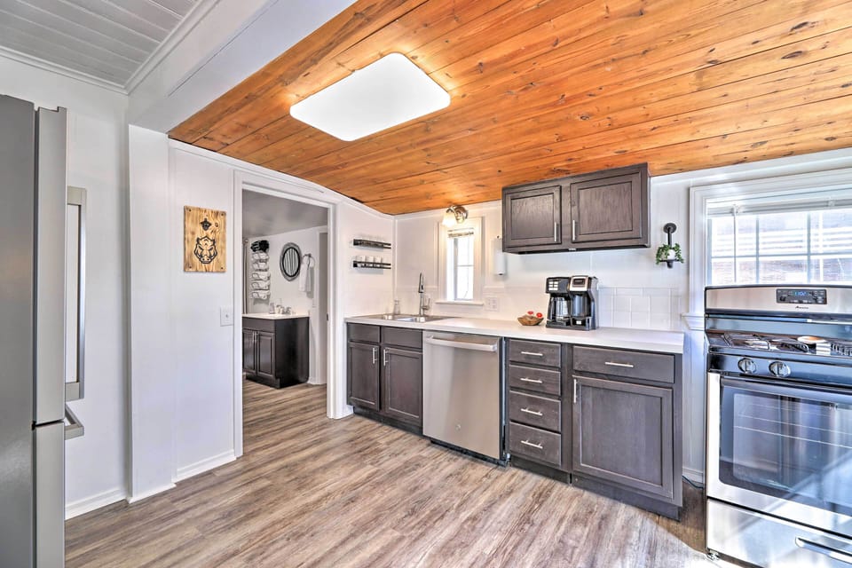 House (2 Bedrooms) | Interior
