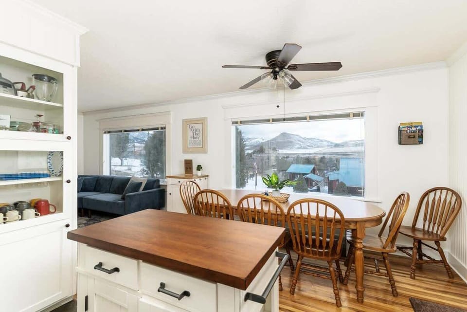The kitchen island provides extra counter space for prepping big meals.