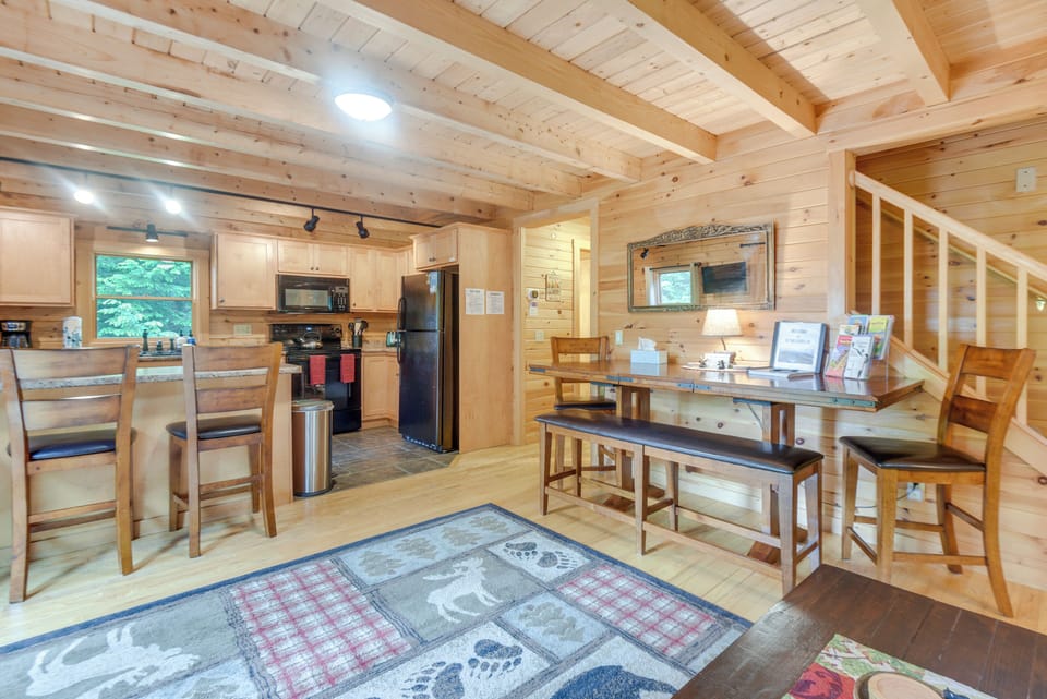 House (4 Bedrooms) | Interior