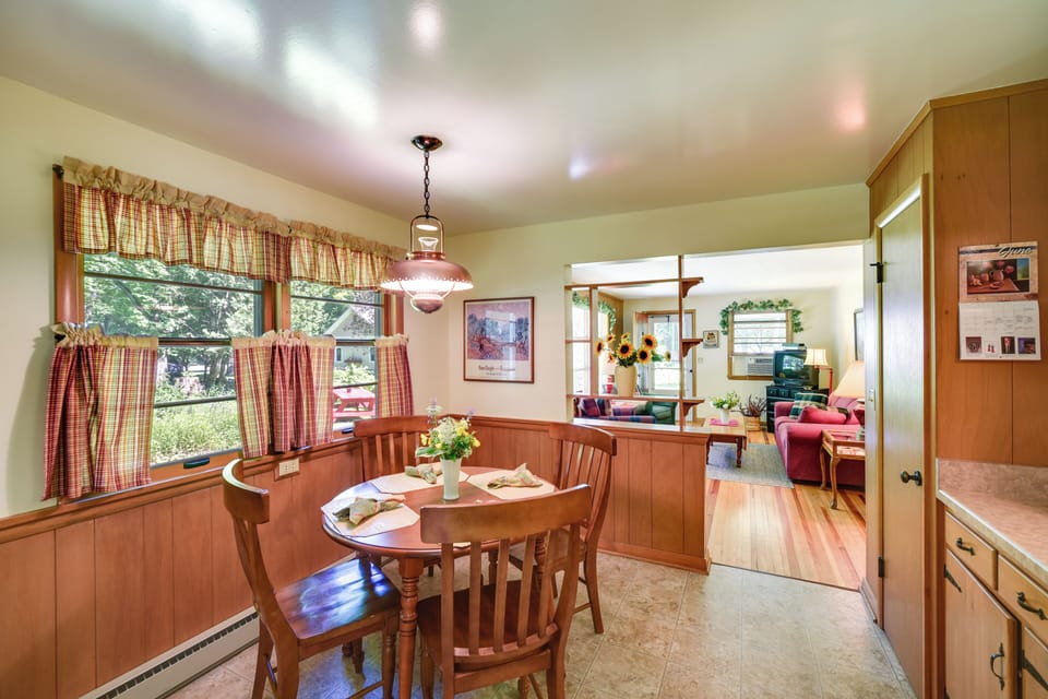 Cottage (2 Bedrooms) | Interior