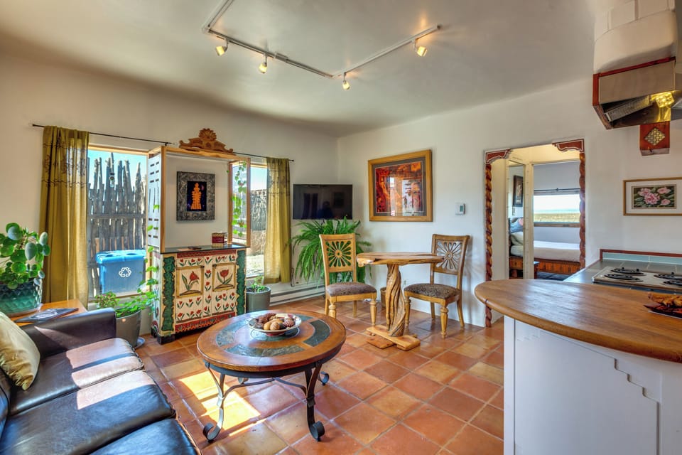 Apartment (1 Bedroom) | Interior