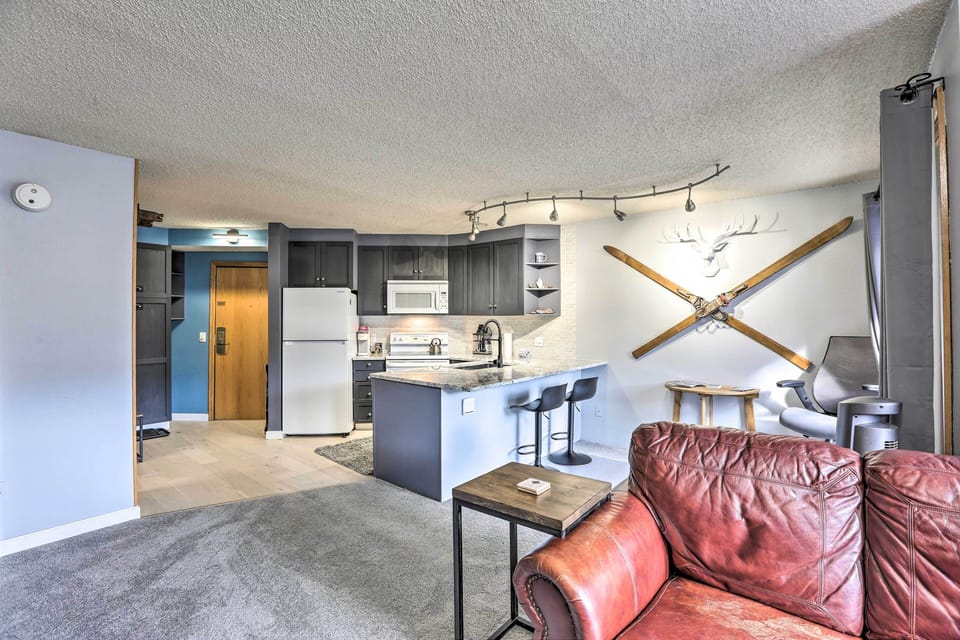 Apartment (0 Bedroom) | Interior