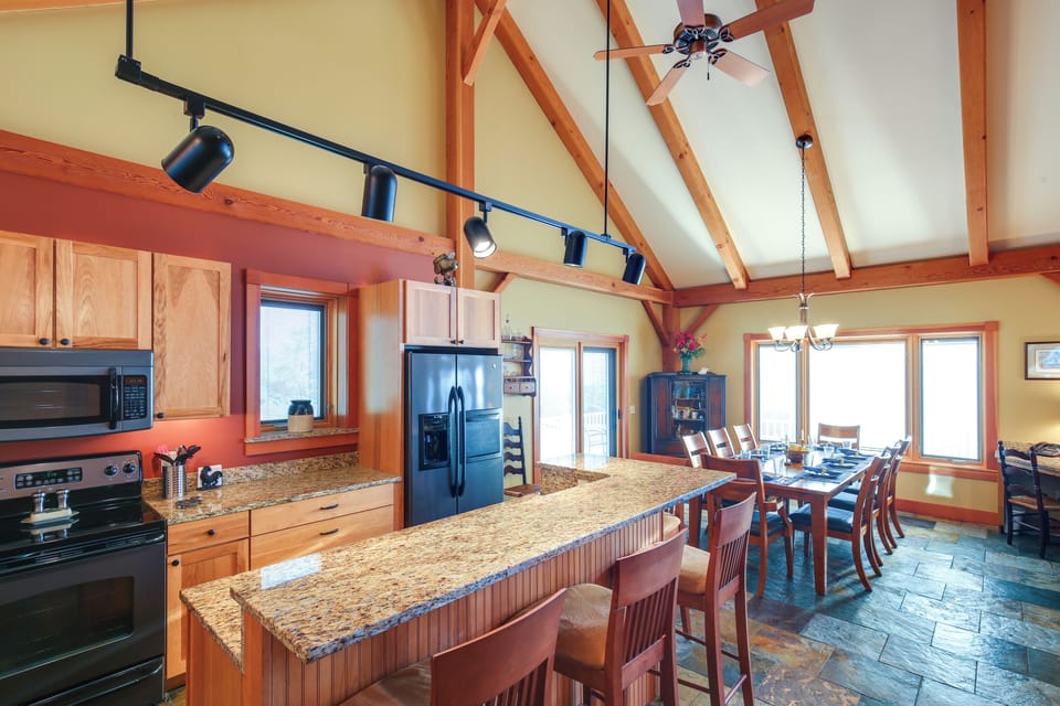 House (4 Bedrooms) | Interior