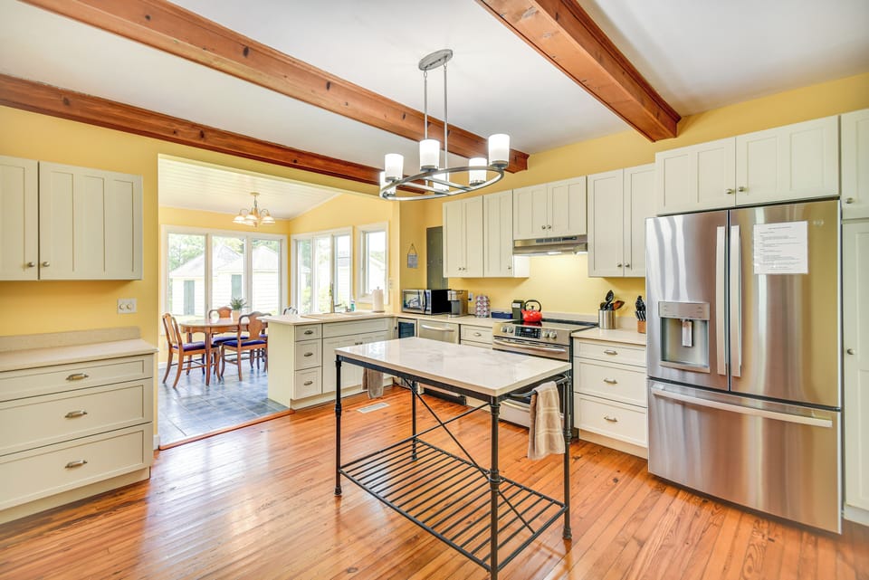 Kitchen | Basic Cooking Essentials | Dishwasher | Tea Kettle | 1st Floor