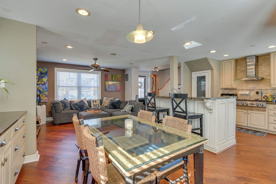 House (2 Bedrooms) | Interior
