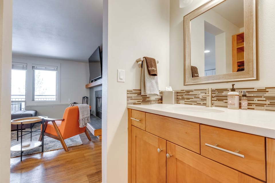 Apartment (1 Bedroom) | Interior