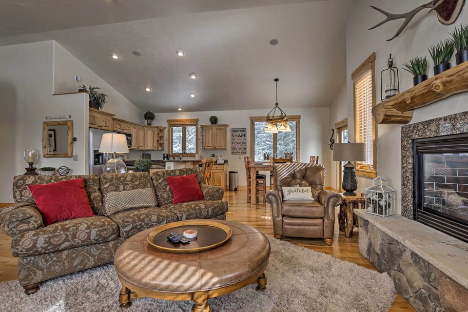 House (4 Bedrooms) | Interior