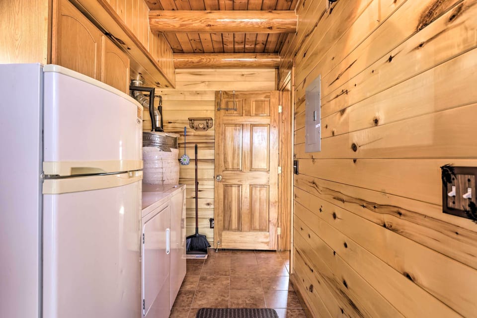 House (1 Bedroom) | Interior