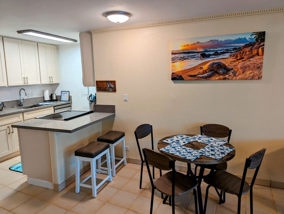 Dining room with barstools