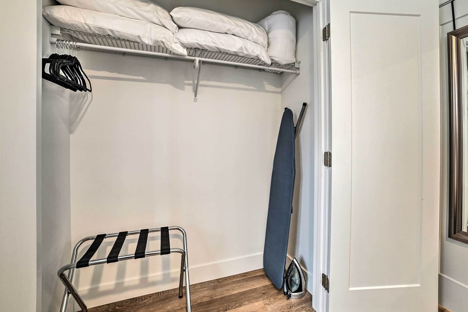 Apartment (1 Bedroom) | Interior
