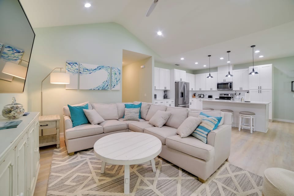 House (3 Bedrooms) | Interior