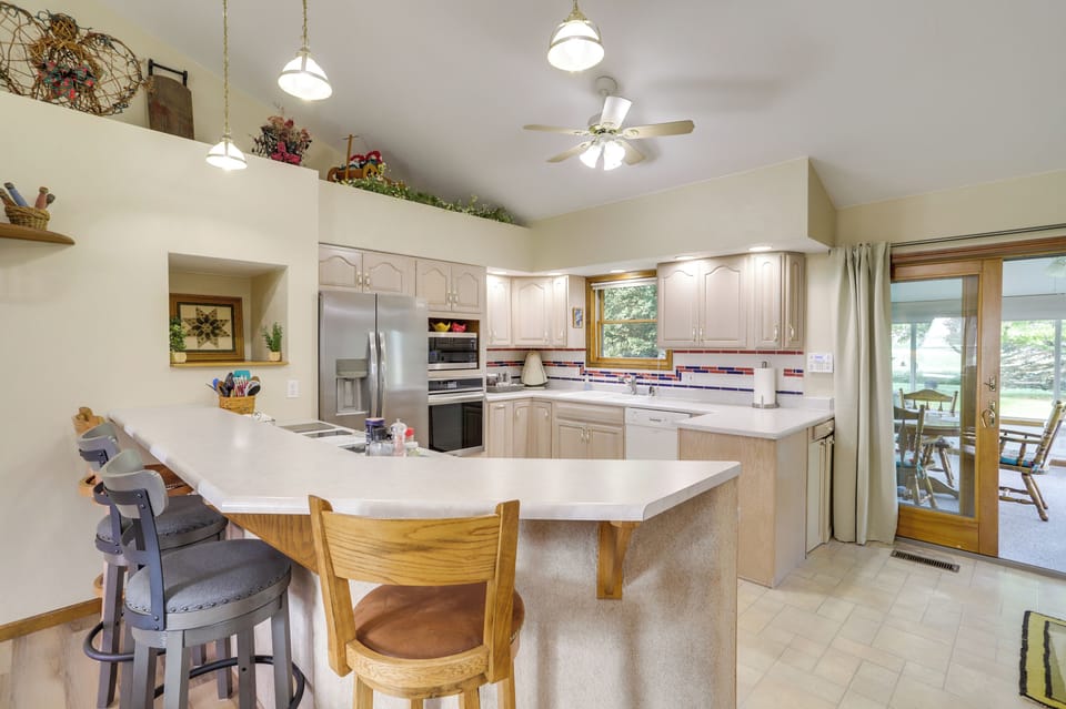 House (3 Bedrooms) | Interior