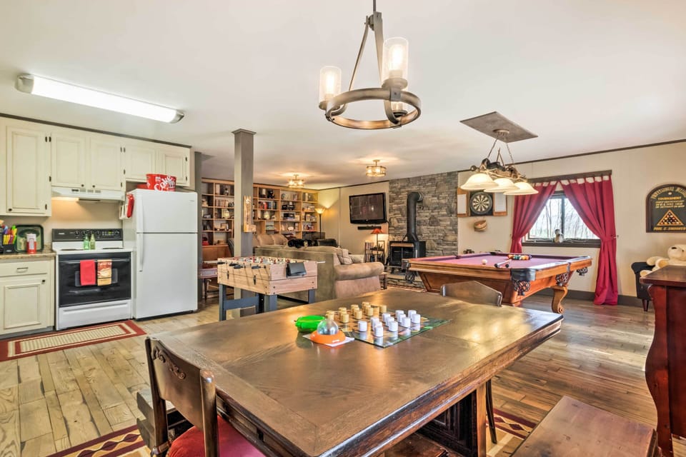 House (4 Bedrooms) | Interior