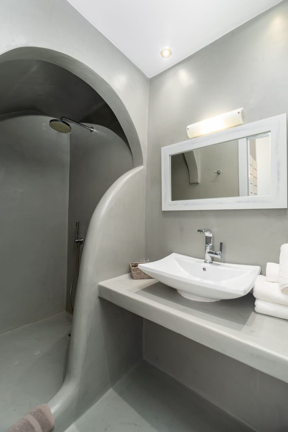 Central Fira Bed and Breakfast in Thera