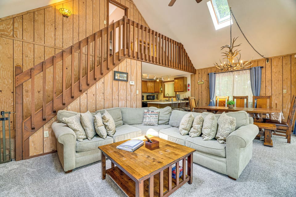 House (4 Bedrooms) | Interior