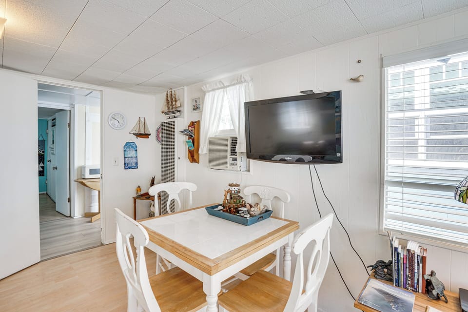 Cottage (2 Bedrooms) | Interior