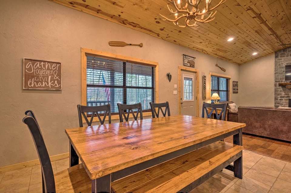 House (4 Bedrooms) | Interior