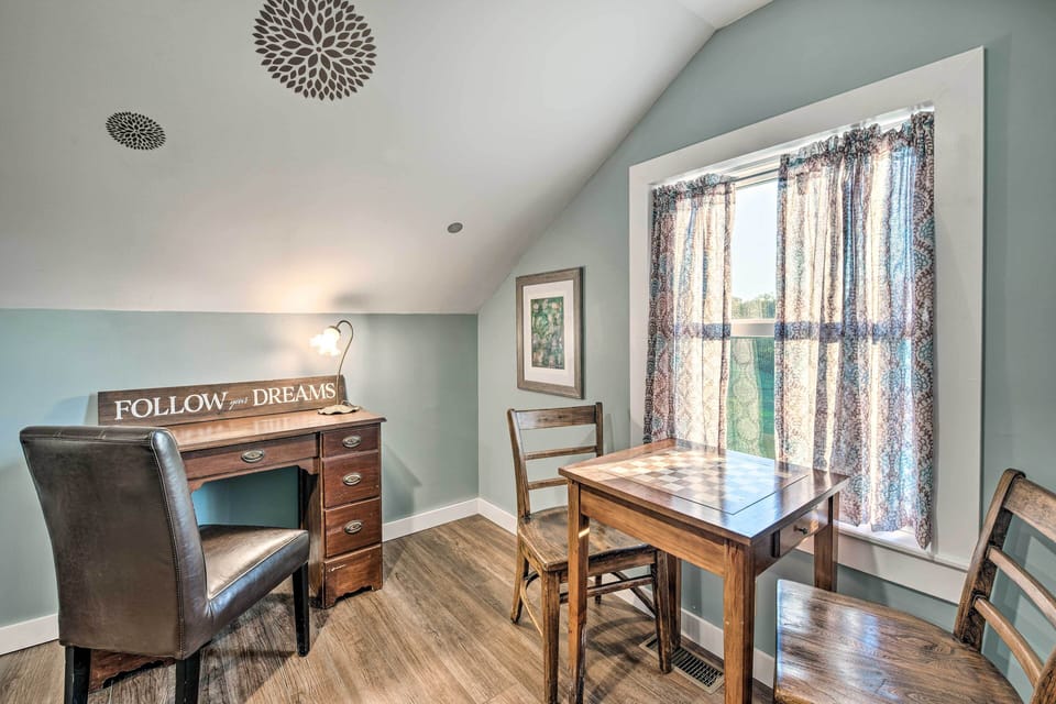 House (4 Bedrooms) | Interior