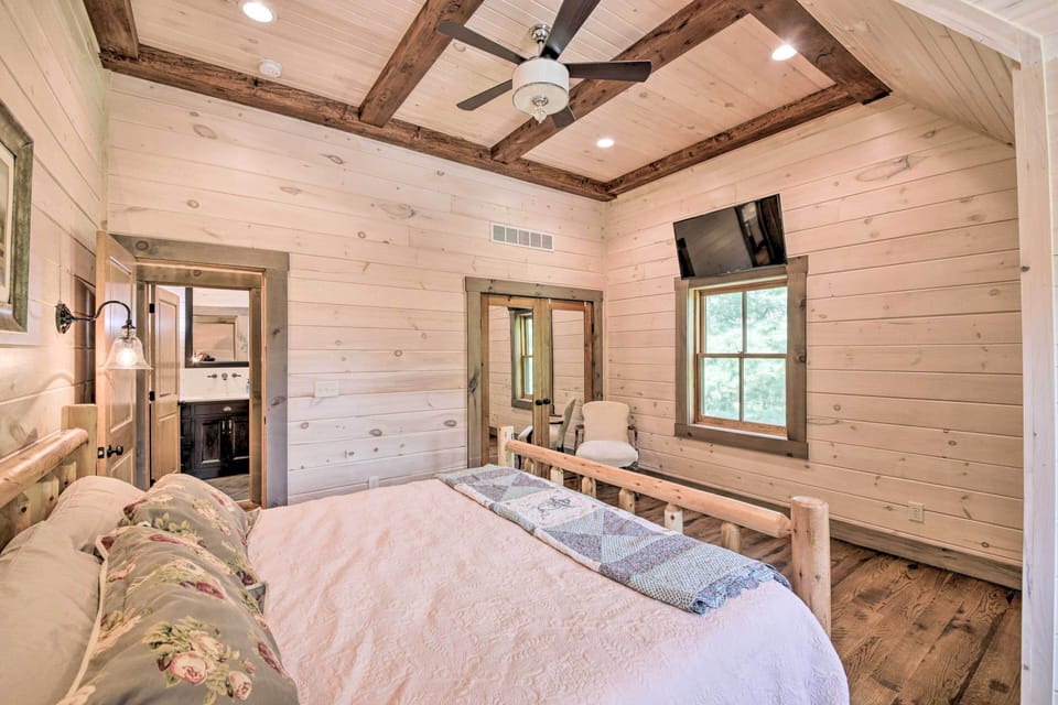 House (1 Bedroom) | Interior
