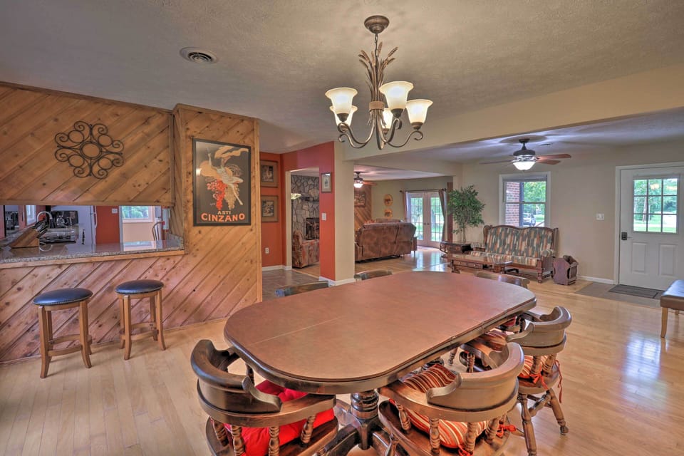 House (3 Bedrooms) | Interior