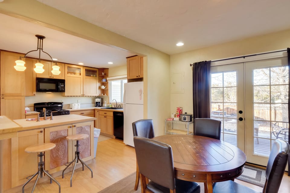 House (4 Bedrooms) | Interior