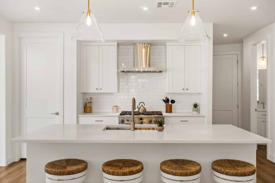 House, 5 Bedrooms | Private kitchen | Coffee/tea maker, fridge, oven, toaster