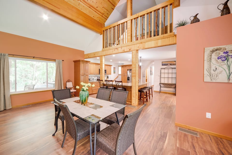 House (4 Bedrooms) | Interior