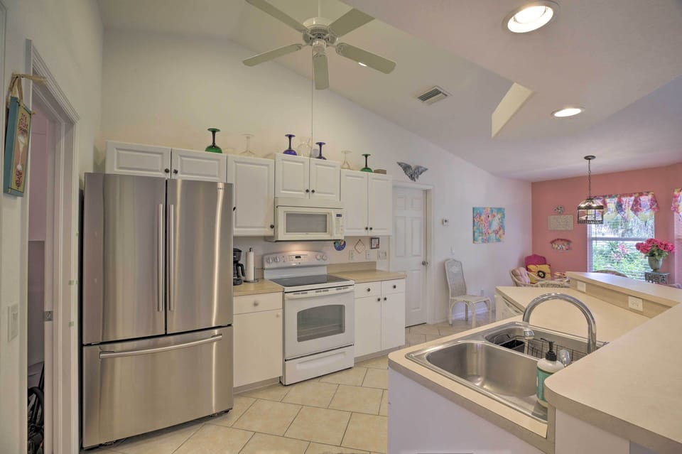 House (2 Bedrooms) | Interior