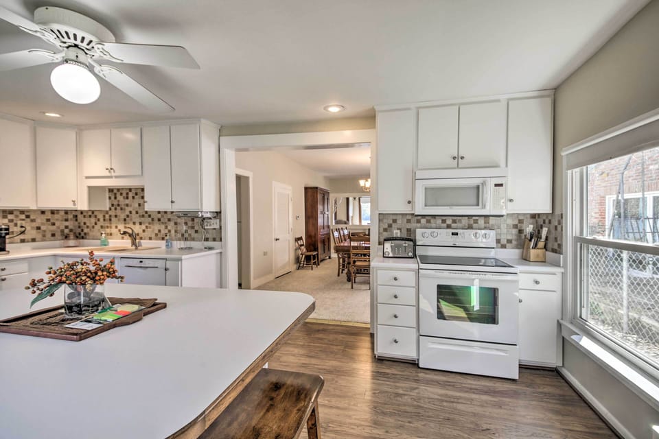 House (3 Bedrooms) | Interior
