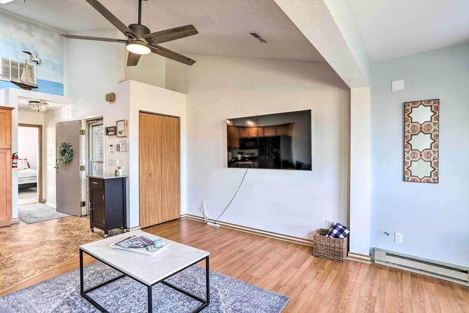 Apartment (1 Bedroom) | Interior