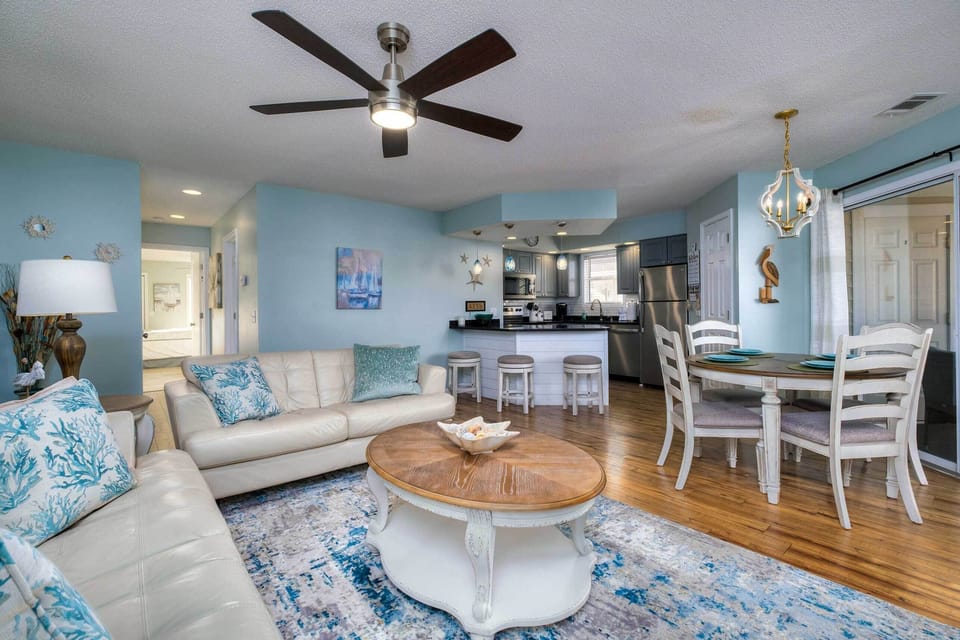 Apartment (2 Bedrooms) | Front of property