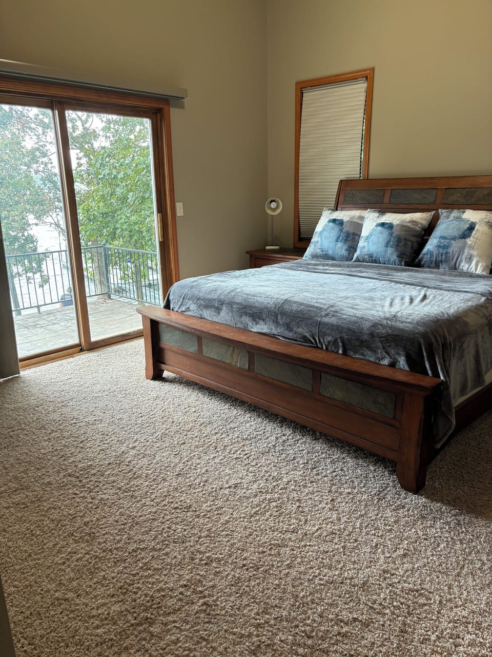 waterfront room