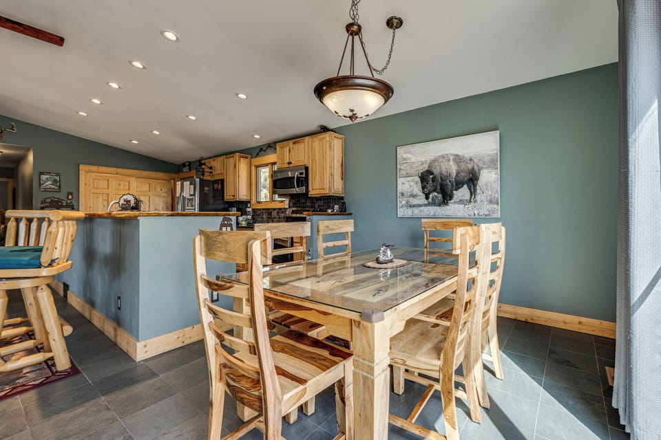 House (3 Bedrooms) | Interior