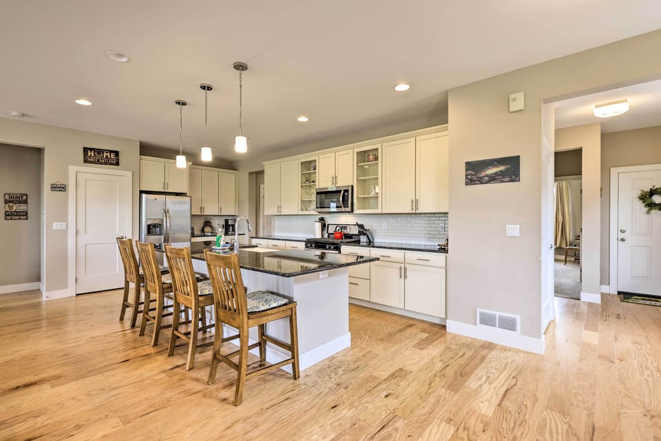 House (2 Bedrooms) | Interior