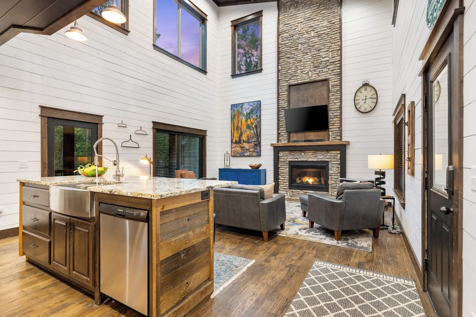 House (2 Bedrooms) | Interior