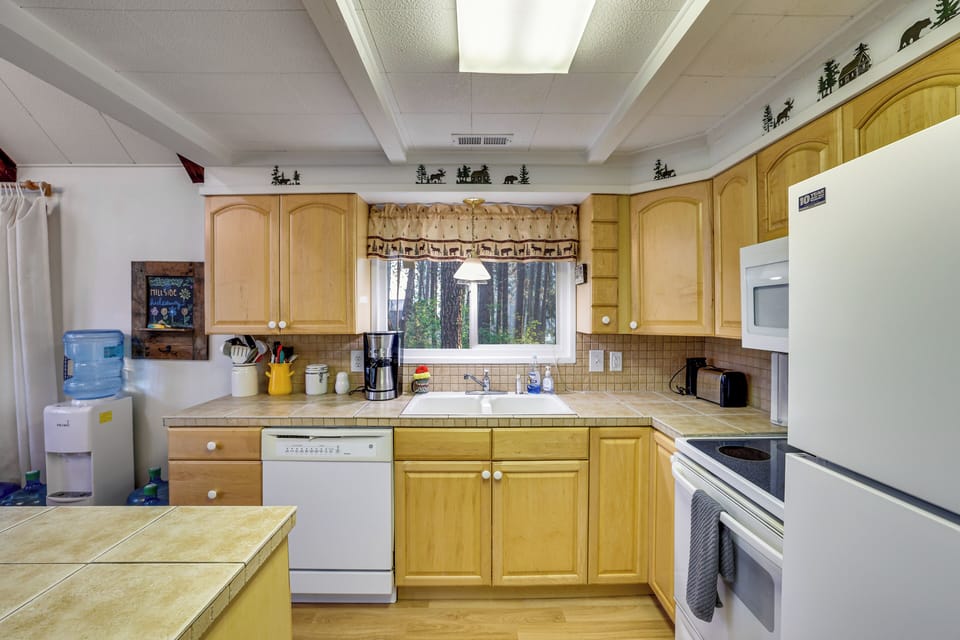 House (2 Bedrooms) | Interior
