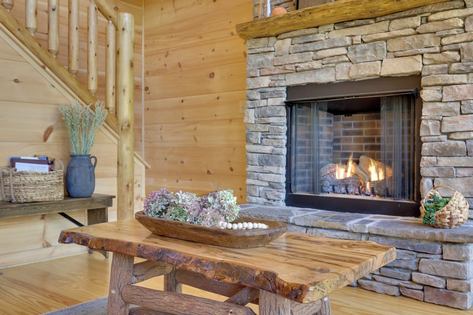 House (5 Bedrooms) | Interior
