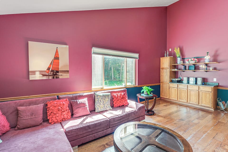 House (6 Bedrooms) | Interior