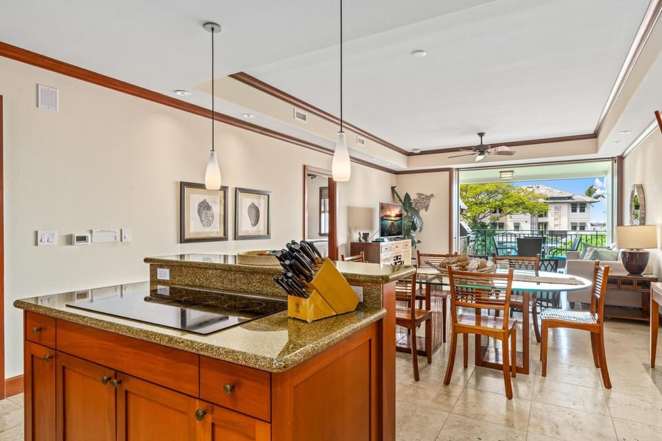 Condo, 2 Bedrooms | Private kitchen | Coffee/tea maker, fridge, oven, toaster