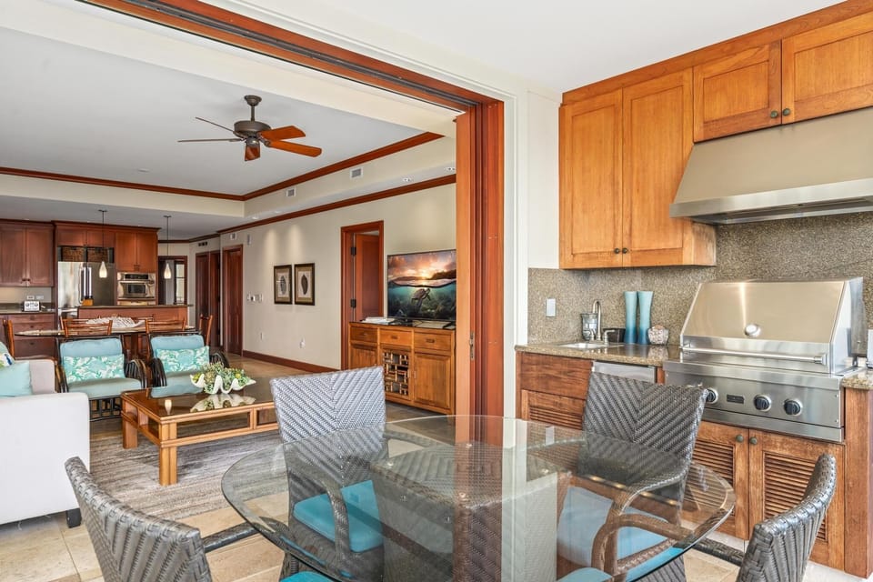 Condo, 2 Bedrooms | Private kitchen | Coffee/tea maker, fridge, oven, toaster